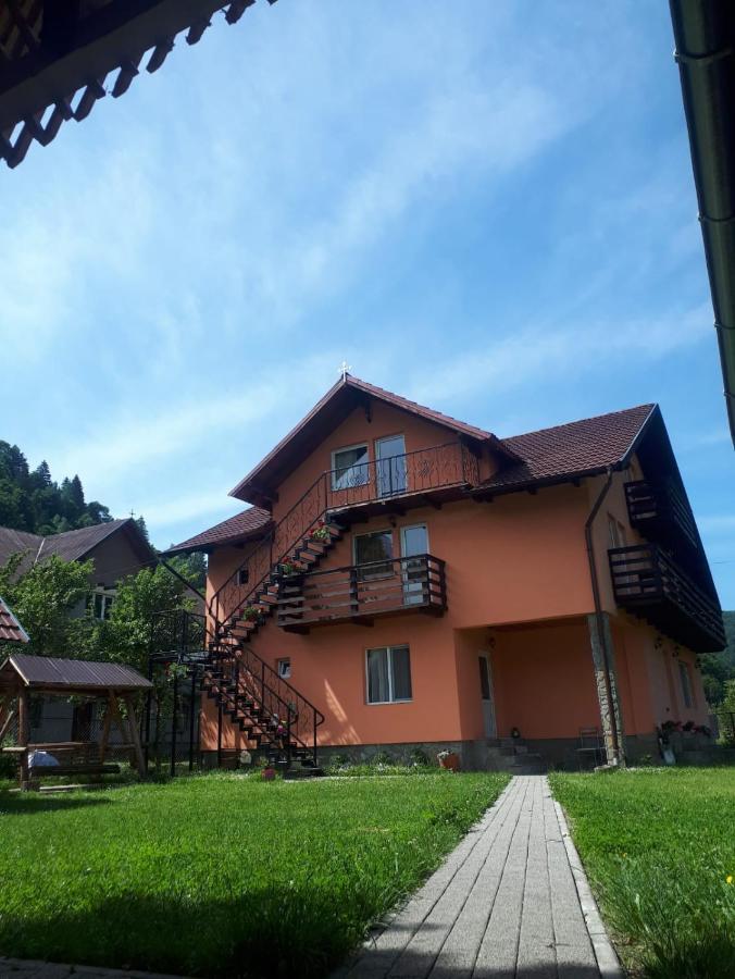Hotel Casa Keea Moeciu De Sus Exterior foto